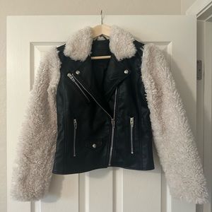 Blank NYC Faux Leather Jacket w/ shearling sleeves & collar Sz Small